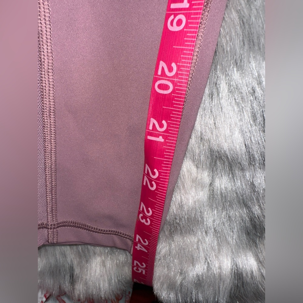 NWOT Lululemon Train Times Pant 25" Figue Size 4 - Picture 7 of 7